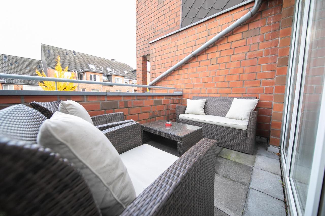 Studio Shiny - Zentral Mit Balkon - Messe - Kueche Neuss Dış mekan fotoğraf